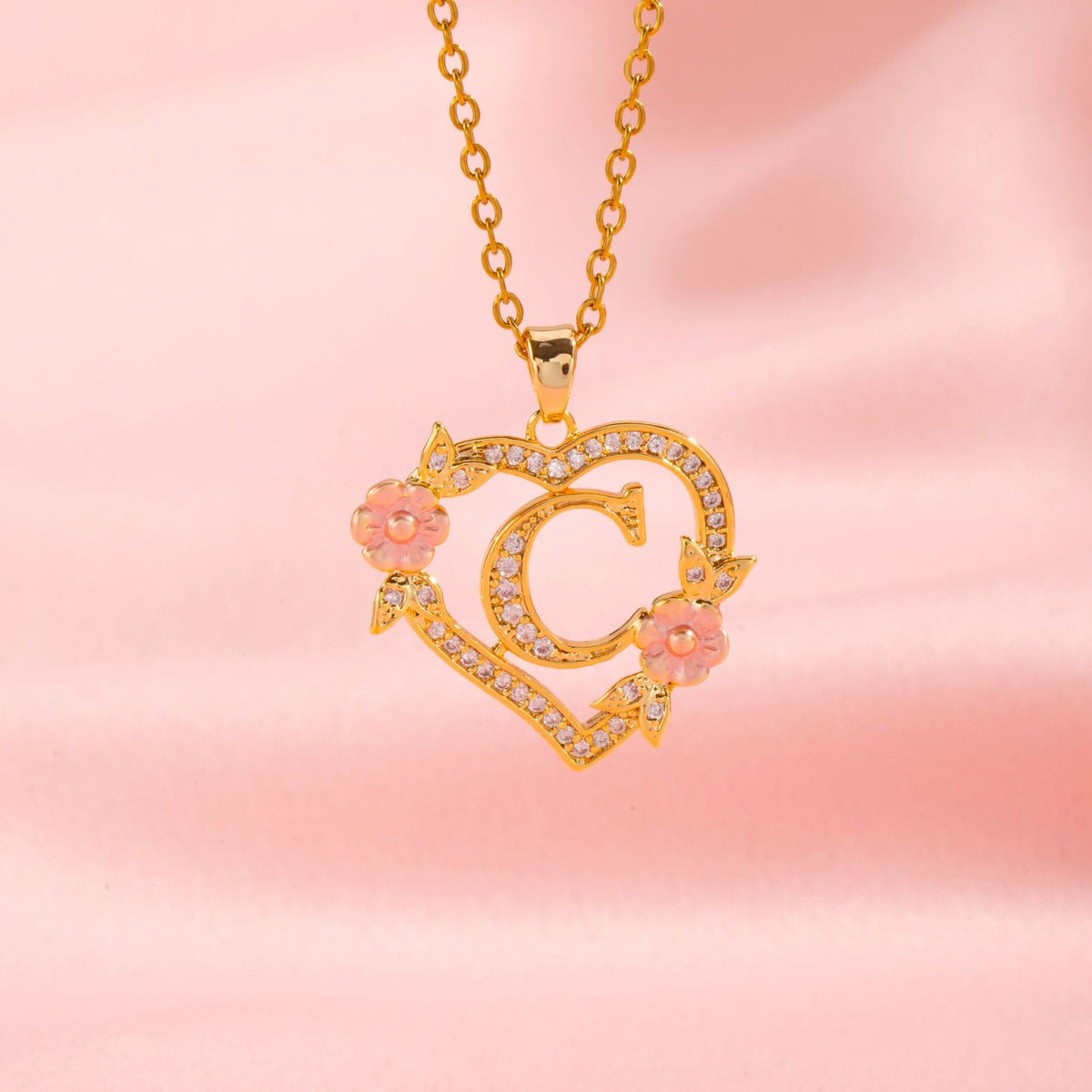 Naszyjnik kwiatowy Charm Initial | Złoto
