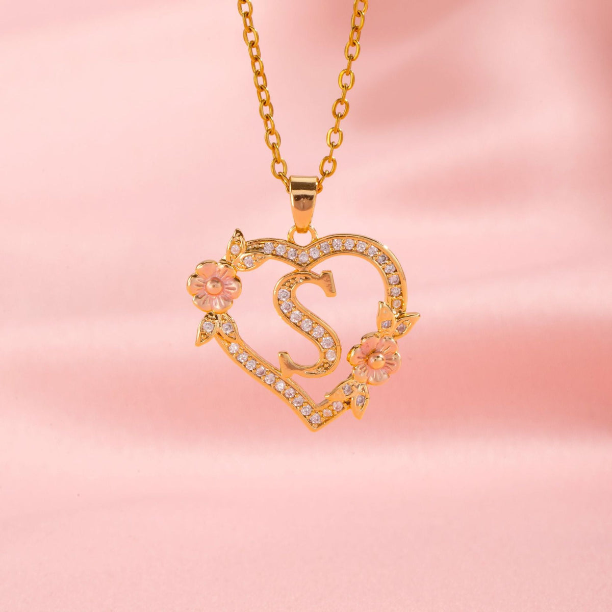Naszyjnik kwiatowy Charm Initial | Złoto