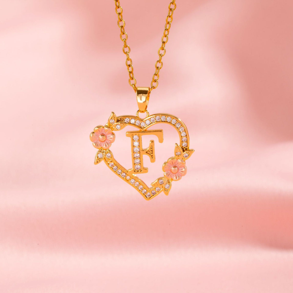 Naszyjnik kwiatowy Charm Initial | Złoto