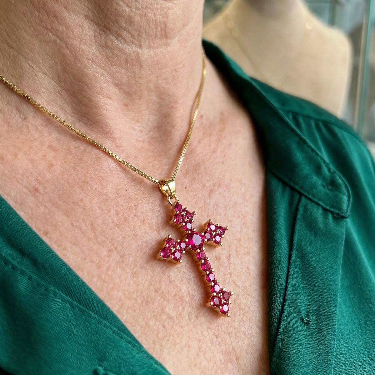 Naszyjnik różowy Cluster Cross | Złoto