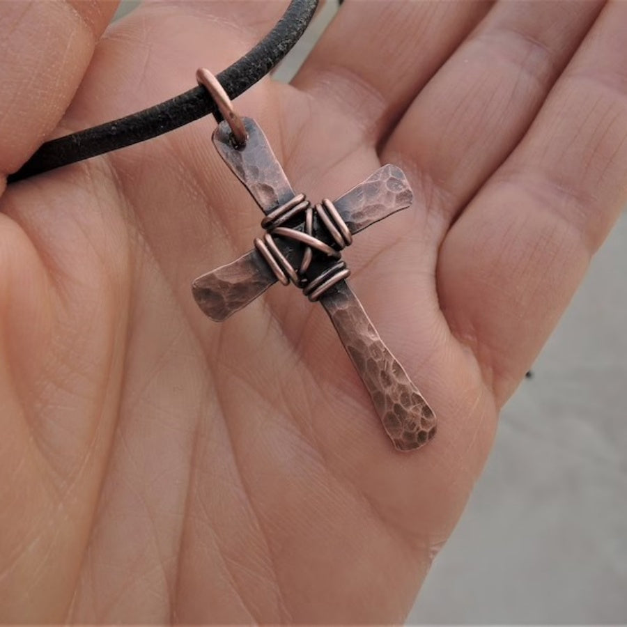 Naszyjnik Artisan Cross miedziany