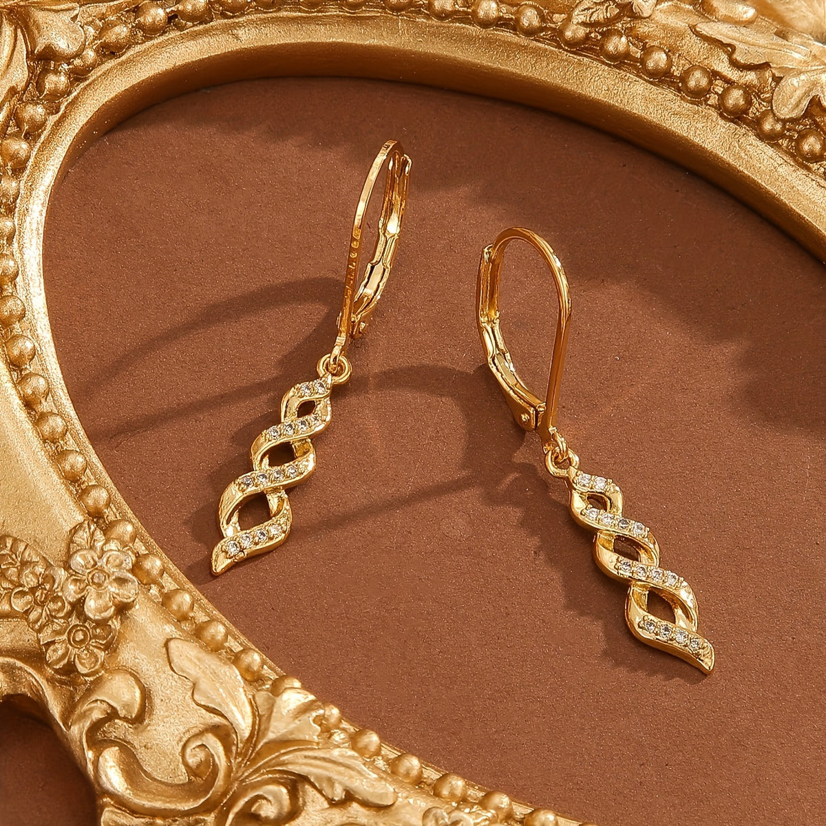 Kolczyki Shimmer Twist Ava | Złoto