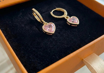 Kolczyki wiszące Cupid Charm | Złoto