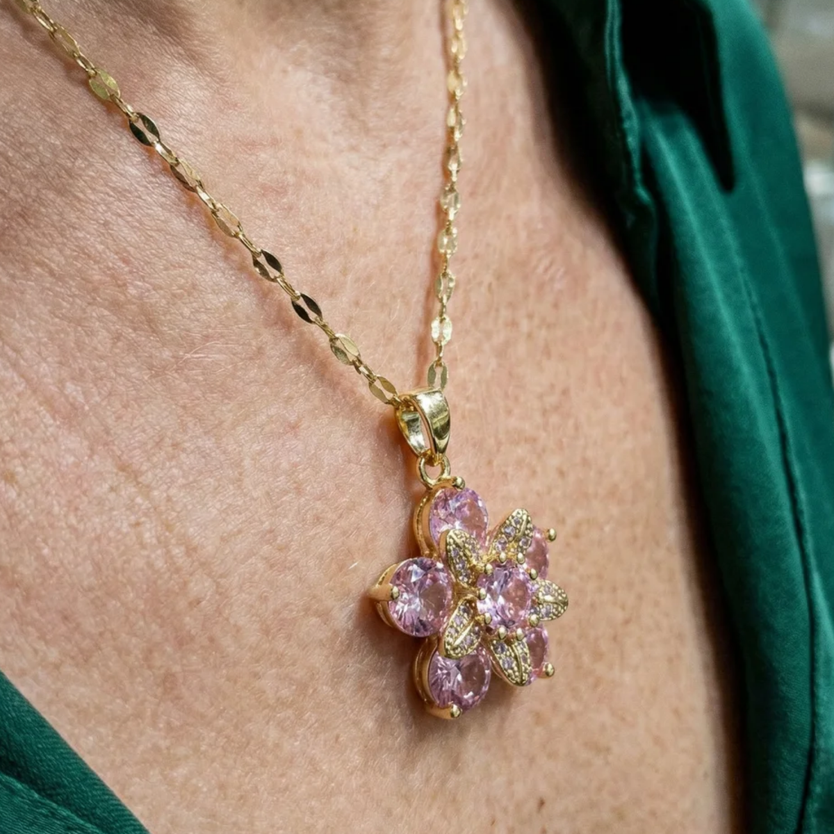 Naszyjnik Amorea różowy Flower | Złoto