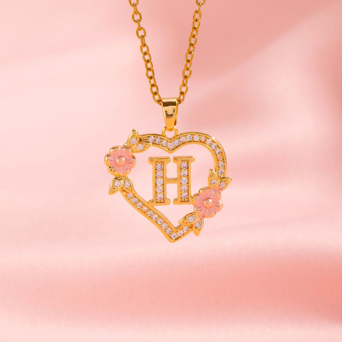 Naszyjnik kwiatowy Charm Initial | Złoto