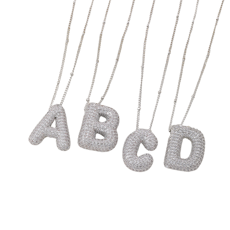 Komplet naszyjników Bubble letter initial | Białe złoto